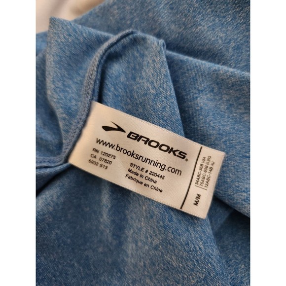 BROOKS Womens Running Racerback Tank Top Shirt Size Medium - Picture 4 of 4